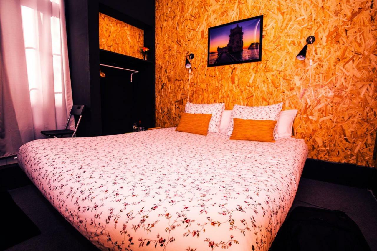 สกาย เบดส์ ลิสบอน Hostel ภายนอก รูปภาพ