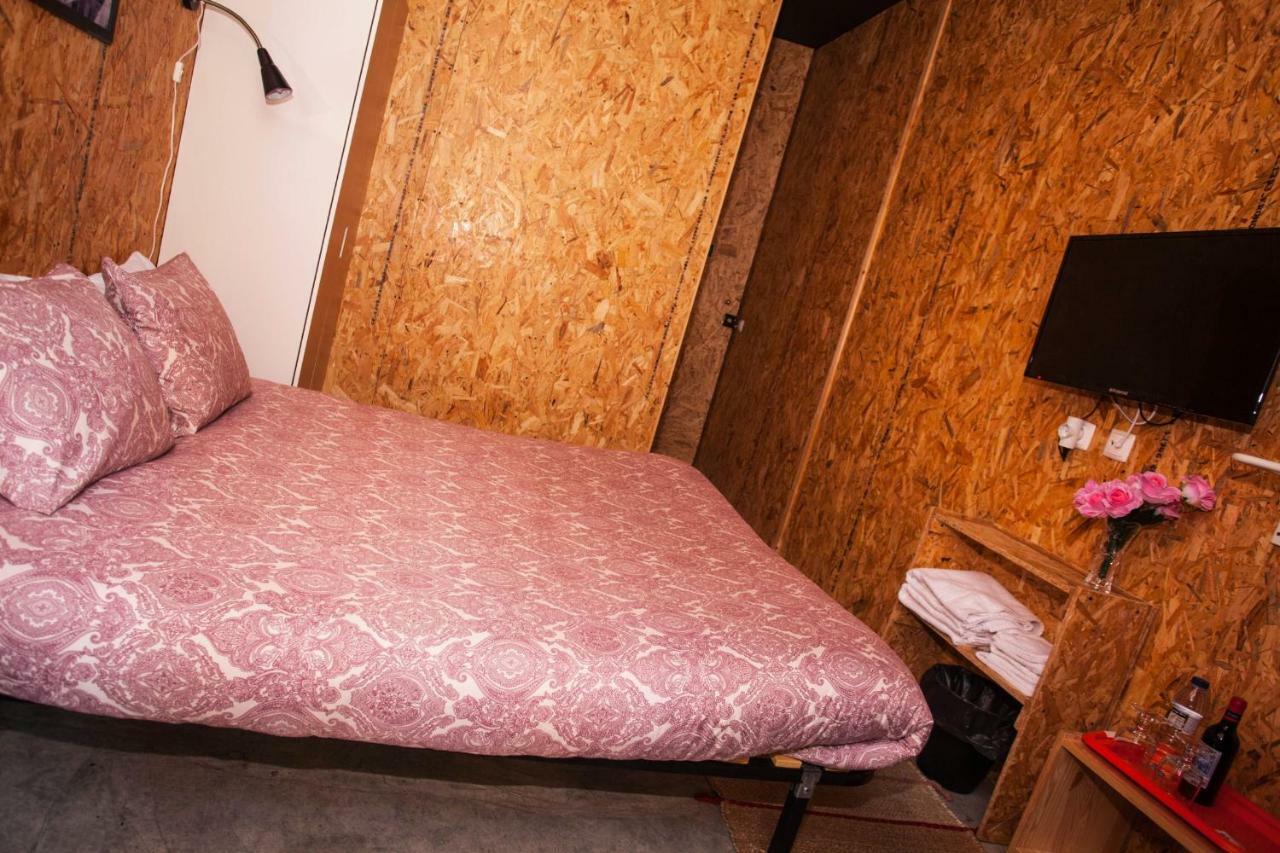 สกาย เบดส์ ลิสบอน Hostel ภายนอก รูปภาพ
